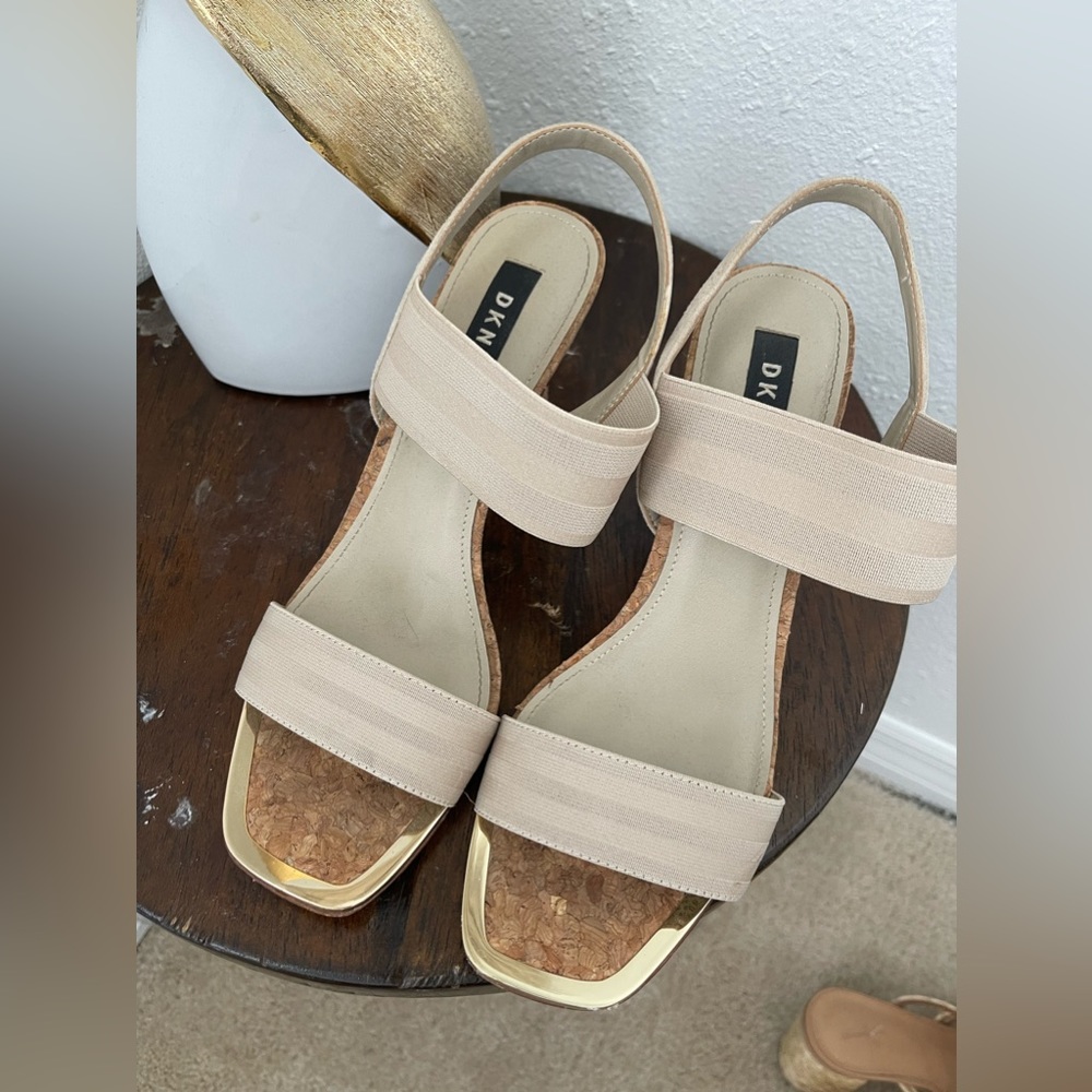 DKNY Tan with gold detail heel sandal